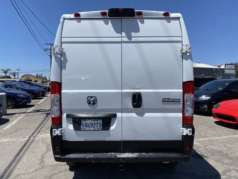 Used 2023 RAM ProMaster 3500 w/ Convenience Group FWD image 9