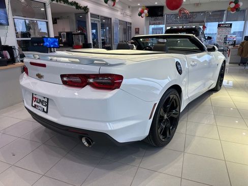 Used 2023 Chevrolet Camaro LT image 9
