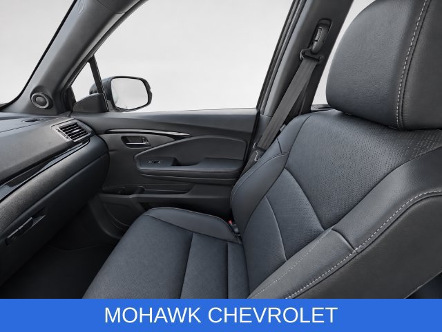 Used 2022 Honda Passport Elite image 17