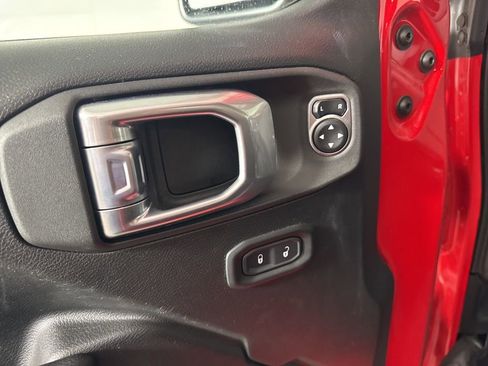 Used 2021 Jeep Wrangler Rubicon image 16