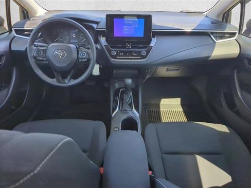 Used 2025 Toyota Corolla LE FWD image 24