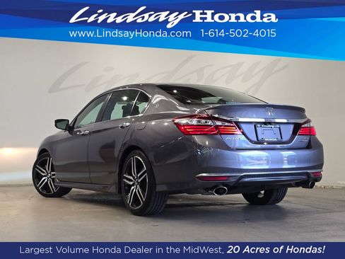 Used 2017 Honda Accord Sport Special Edition image 4