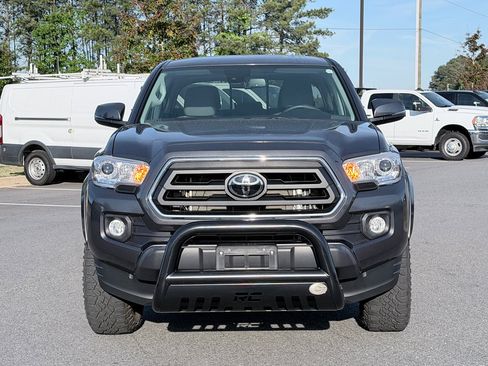 Used 2023 Toyota Tacoma SR5 w/ Technology Package AWD/4WD image 3