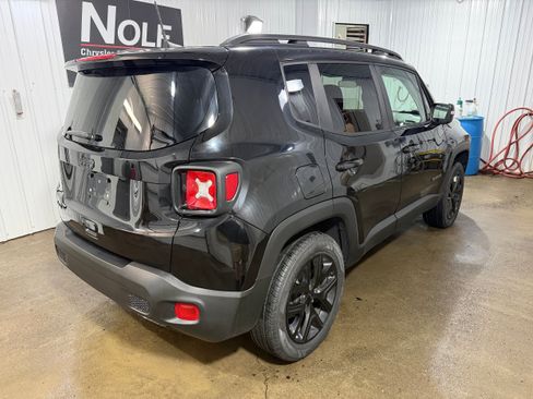 Used 2019 Jeep Renegade Altitude w/ Quick Order Package 2XM AWD/4WD image 6