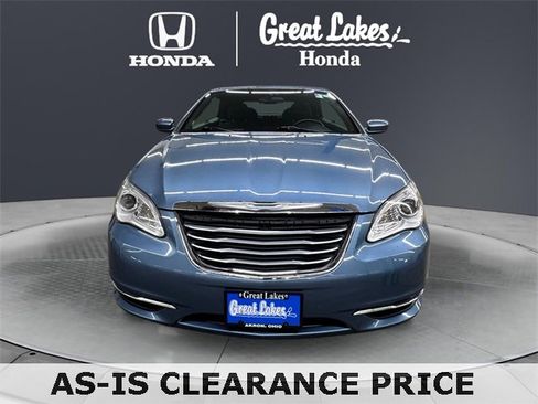 Used 2011 Chrysler 200 Touring image 8