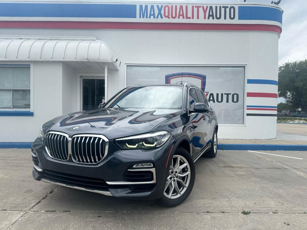 Used 2020 BMW X5 sDrive40i w/ Premium Package RWD image 2