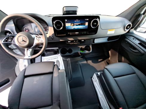 New 2026 Mercedes-Benz Sprinter 144 Cargo image 9