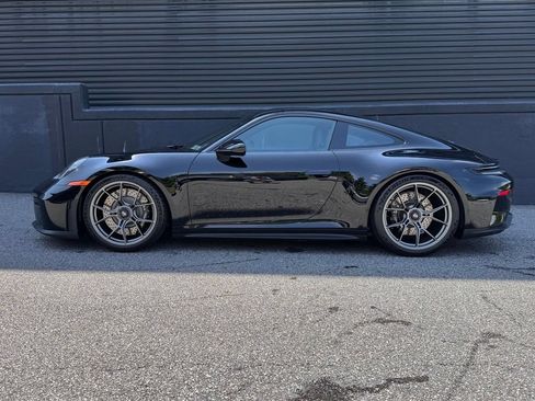 Certified 2026 Porsche 911 GT3 RWD image 2