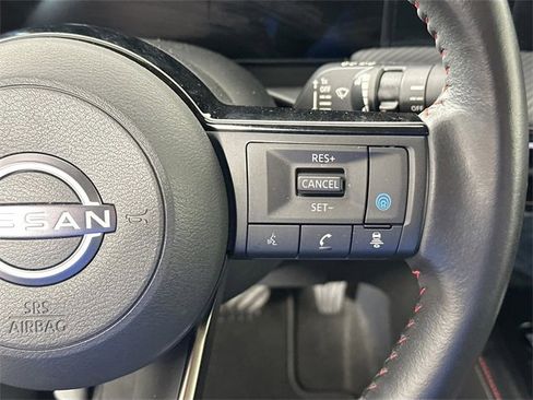 Used 2025 Nissan Kicks SR image 19
