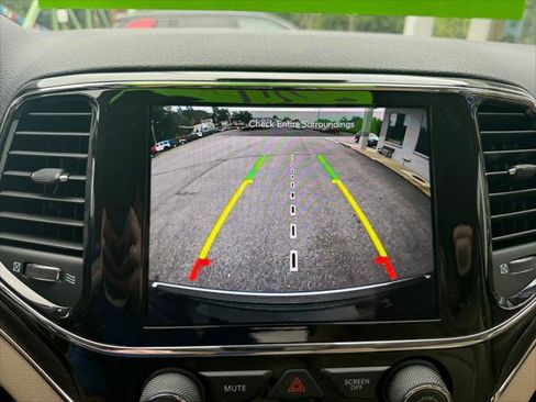 Certified 2021 Jeep Grand Cherokee Limited image 23