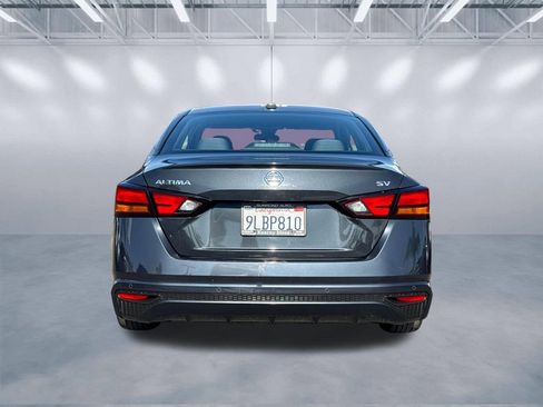 Used 2021 Nissan Altima 2.5 SV image 5