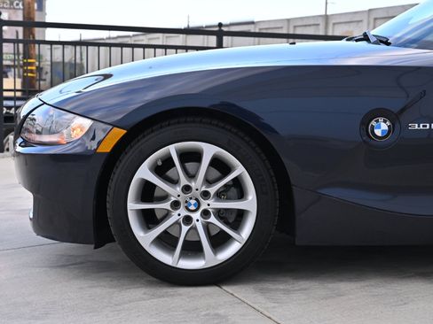 Used 2007 BMW Z4 3.0i RWD image 35