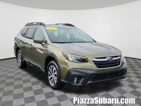 Used 2022 Subaru Outback Premium image 1