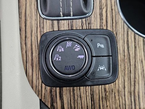 Used 2019 GMC Acadia Denali w/ LPO, Floor Liner Package AWD/4WD image 22