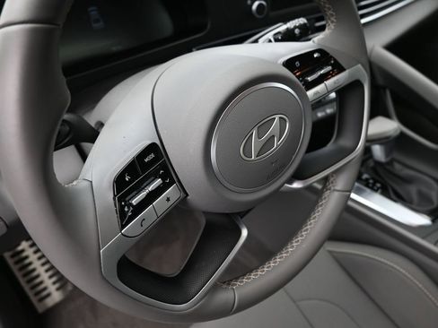 Certified 2025 Hyundai Elantra Sport image 15