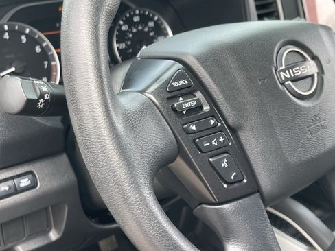 Used 2023 Nissan Frontier SV AWD/4WD image 25