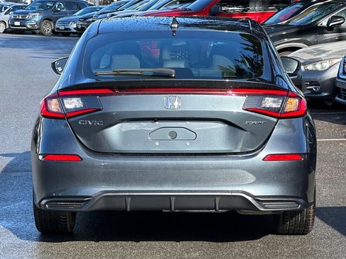 Used 2025 Honda Civic Sport image 4