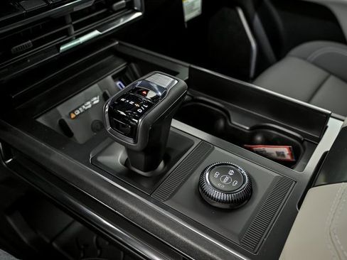 New 2026 GMC Hummer EV SUV image 18