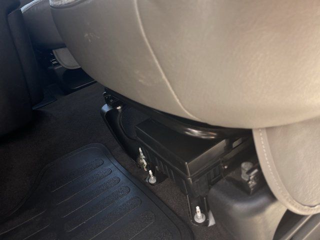 Used 2023 Chevrolet Express 3500 LS RWD image 12