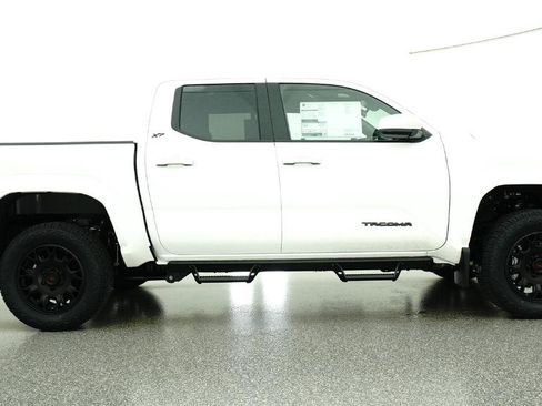 New 2026 Toyota Tacoma SR5 RWD image 42