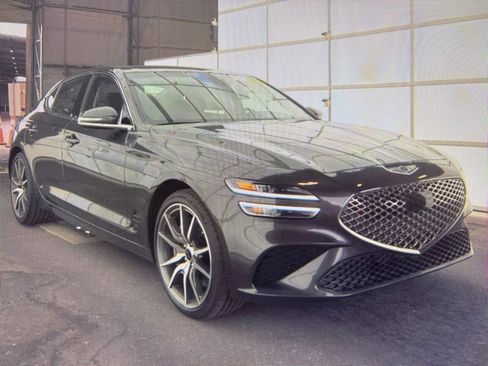 Used 2025 Genesis G70 2.5T RWD image 2