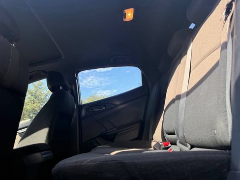 Used 2019 Honda Civic EX image 11
