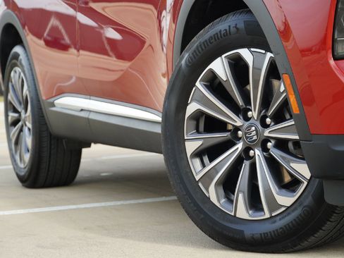 Used 2025 Buick Envision Preferred image 3