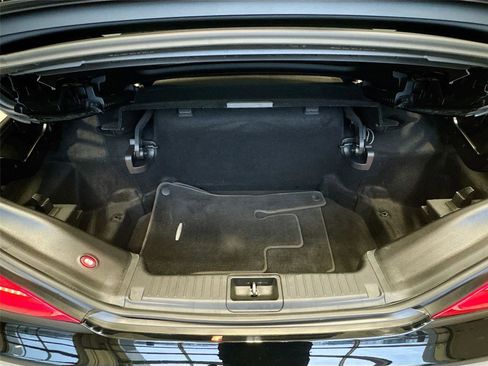 Used 2017 Mercedes-Benz SL 550 image 27
