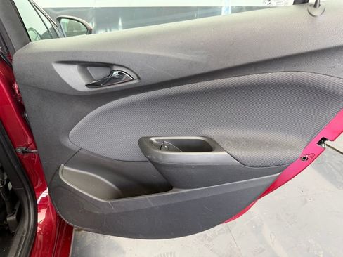 Used 2019 Chevrolet Cruze LT FWD image 67