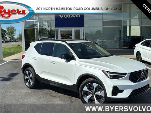 Certified 2026 Volvo XC40 B5 Plus AWD/4WD image 1
