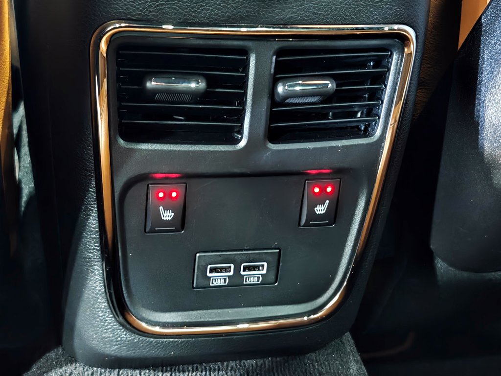 Used 2022 Dodge Charger SRT Hellcat w/ Harman/Kardon Audio Group RWD image 28