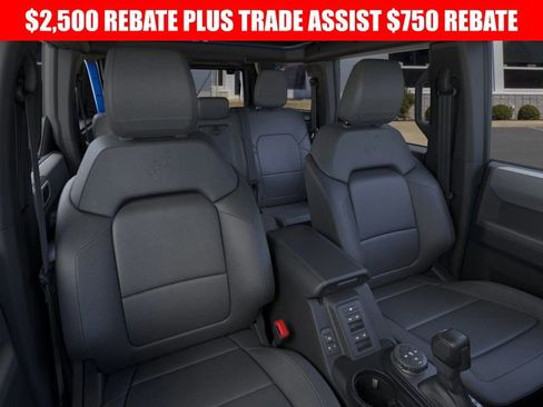 New 2025 Ford Bronco Big Bend w/ Black Diamond Package image 10