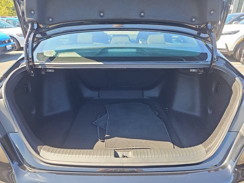 Used 2025 Honda Accord Sport image 30
