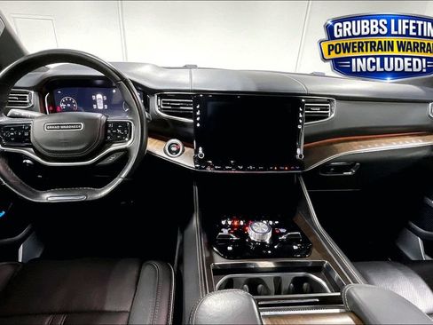 Used 2022 Jeep Grand Wagoneer Series II AWD/4WD image 18