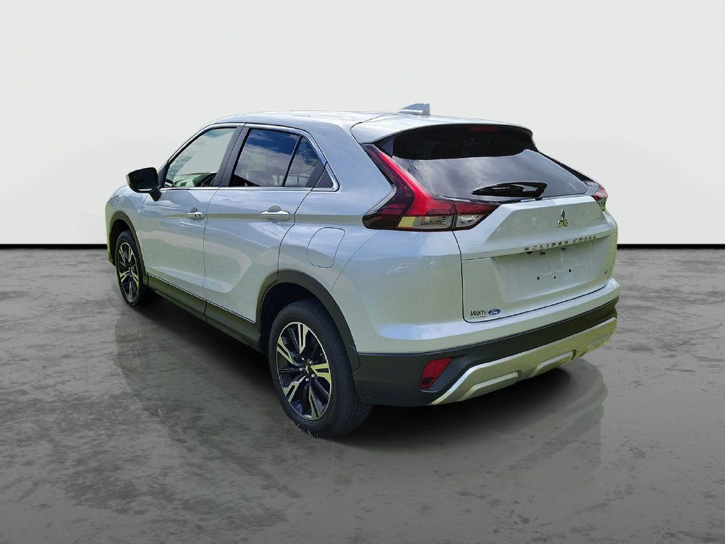 Used 2025 Mitsubishi Eclipse Cross SE AWD/4WD image 3