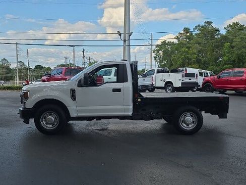 Used 2022 Ford F250 XL RWD image 2