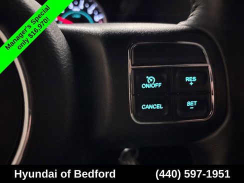 Used 2015 Jeep Wrangler Unlimited Rubicon w/ Dual Top Group AWD/4WD image 18