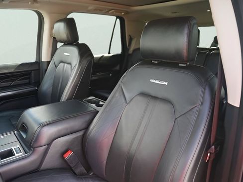 Used 2020 Ford Expedition Platinum RWD image 10
