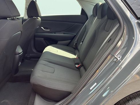 New 2026 Hyundai Elantra SE FWD image 12