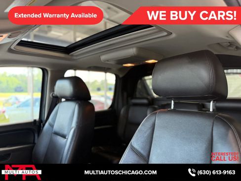 Used 2013 Chevrolet Avalanche LTZ AWD/4WD image 17