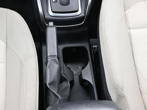 Used 2020 Ford EcoSport SE image 42