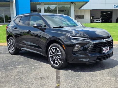 Used 2025 Chevrolet Blazer RS FWD image 19