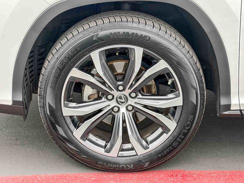 Certified 2022 Lexus RX 350L FWD w/ Premium Package image 9
