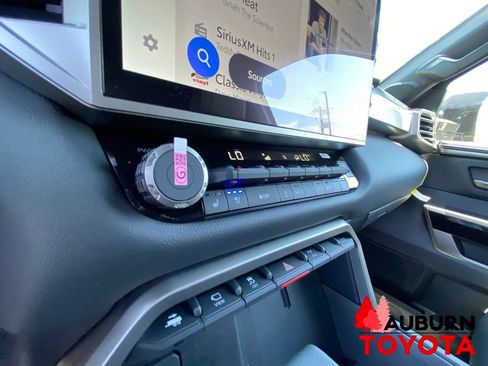 New 2026 Toyota Tundra Limited AWD/4WD image 35