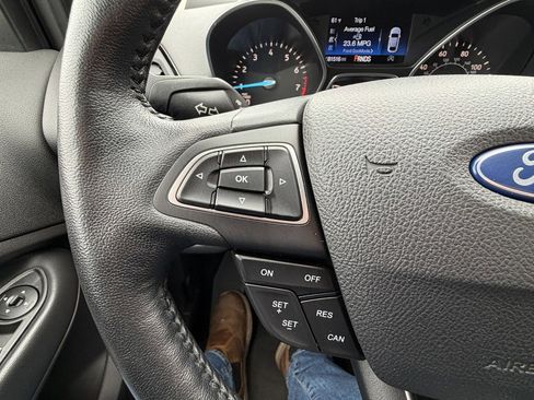 Used 2018 Ford Escape Titanium AWD/4WD image 15