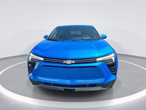 New 2025 Chevrolet Blazer EV LT image 3
