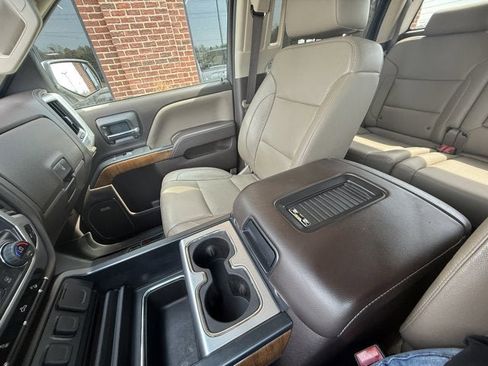 Used 2018 GMC Sierra 1500 SLT w/ SLT Premium Package image 27