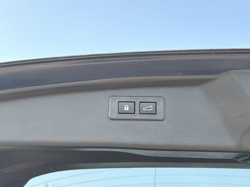 Used 2024 Subaru Outback Limited AWD/4WD image 16