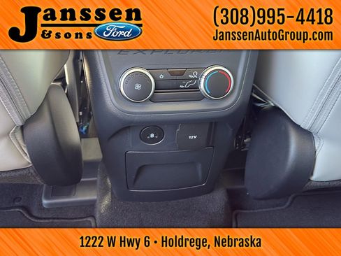 New 2025 Ford Explorer Active w/ Active Comfort Package image 13