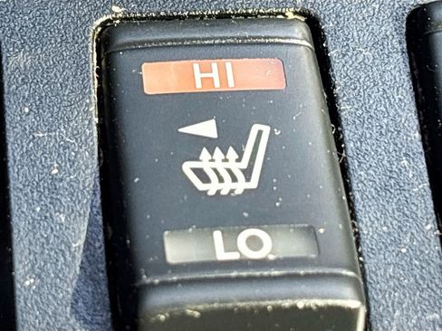 Used 2019 Nissan Sentra SR image 19